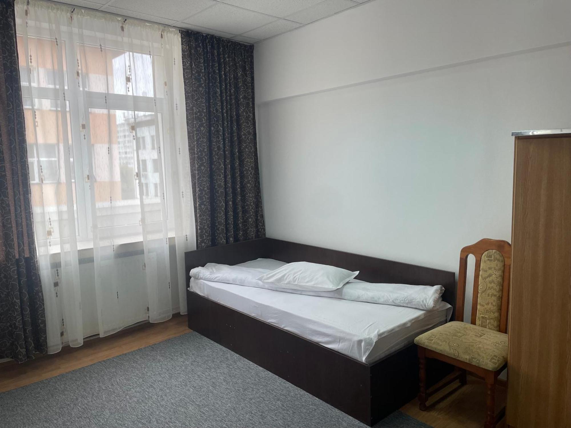 Studio Rentals Onesti Ngoại thất bức ảnh